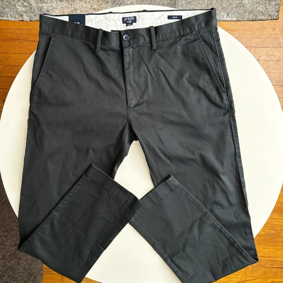 J. Crew Factory Men’s Slim Straight Chino Pant Black 35'x32" New with Tags (NWT) - Picture 2 of 9